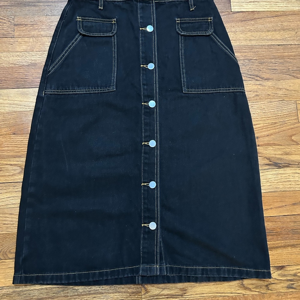 SHEIN Black Button-Down Midi Skirt